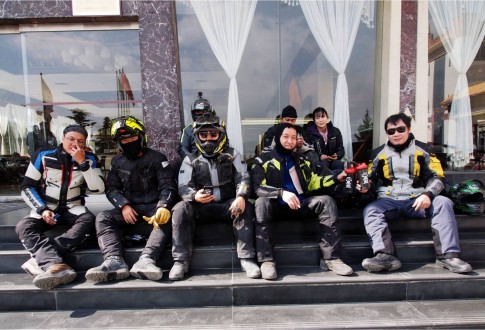Những trải nghiệm đáng giácủa đoàn biker Việt đầu tiên chinh phục Tây Tạng